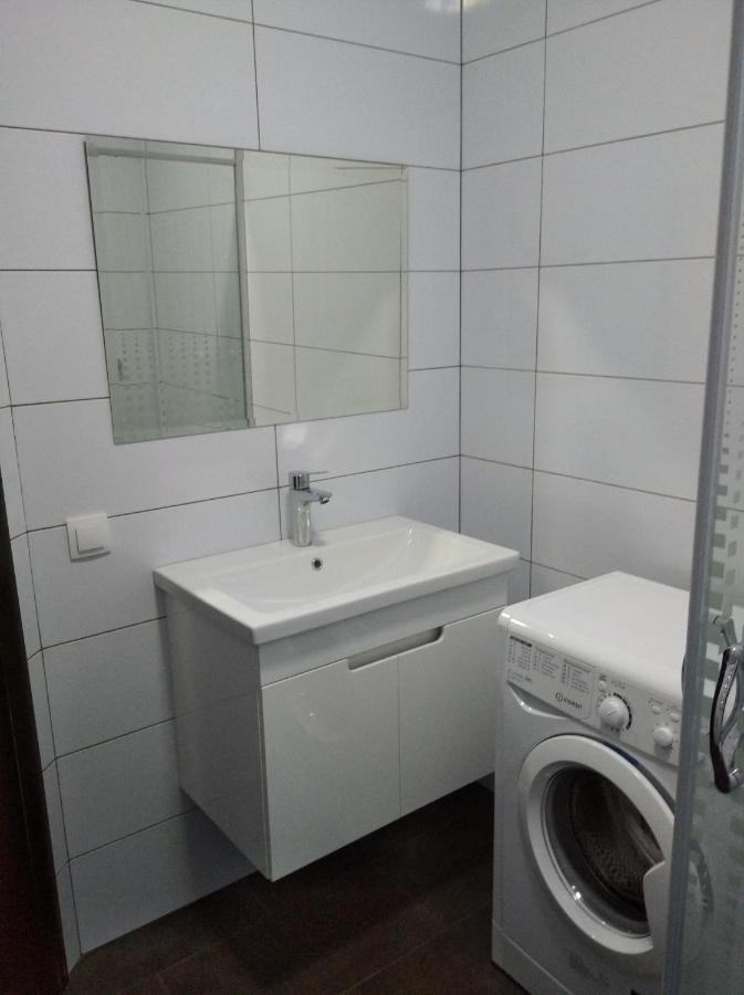 White Apartment Poltava Esterno foto